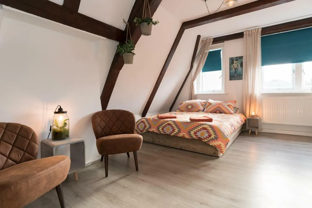 Emperor Studio Apartment Amsterdam 0*,  Netherlands